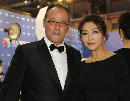 女神江珊搭档“吸血鬼王子” 亮相北京国际电影节(3)_影视纵横 _光明网