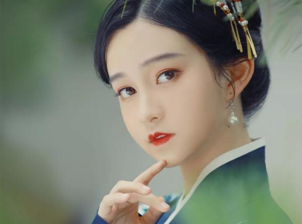 2022,和正确的人在一起 2022,和正确的人在一起
