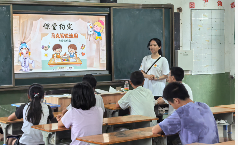 【职引未来】奔赴革命老区:青春“护苗”,科技“助农” 【职引未来】奔赴革命老区:青春“护苗”,科技“助农”